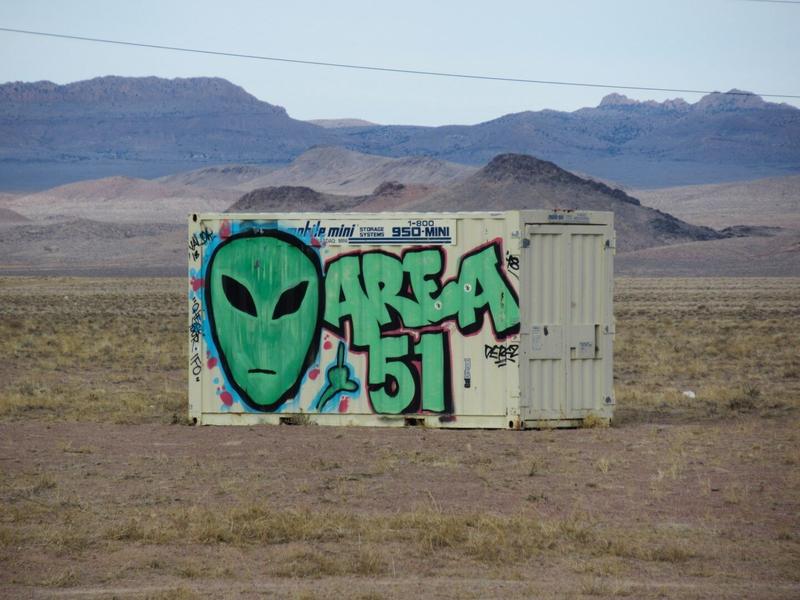 articles/grandcanyon-deathvalley-vegas-area51/Area51/IMG_0356.jpg
