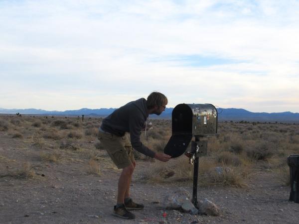 articles/grandcanyon-deathvalley-vegas-area51/Area51/IMG_0366.jpg