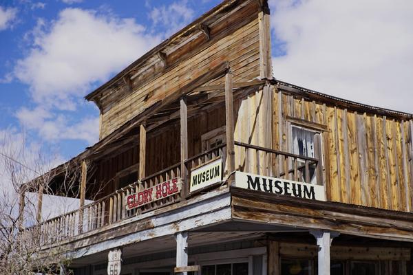 articles/grandcanyon-deathvalley-vegas-area51/Oatman/DSC04912.jpg