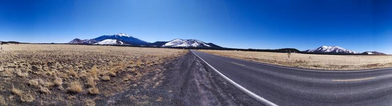 articles/grandcanyon-deathvalley-vegas-area51/PANO_20210302_111701.jpg