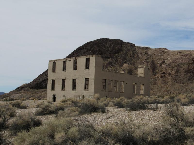 articles/grandcanyon-deathvalley-vegas-area51/Rhyolite/IMG_0259.jpg