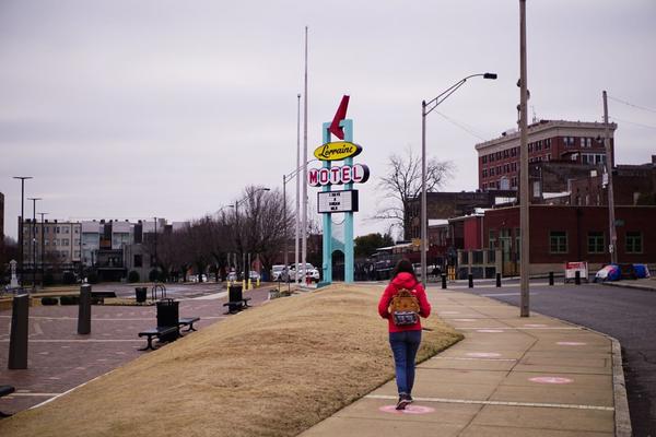 articles/memphis-elvis-superbowl/DSC04121.jpg