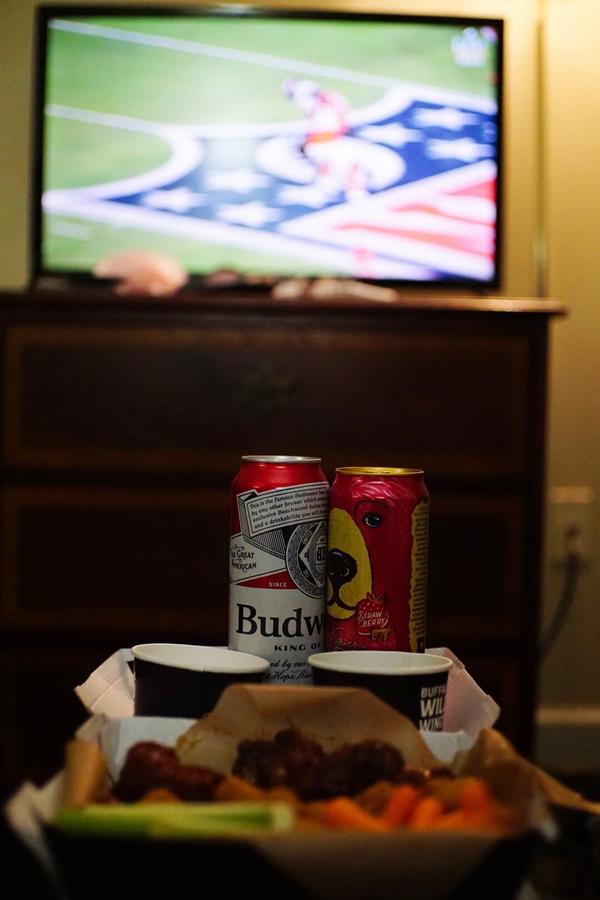 articles/memphis-elvis-superbowl/DSC04133.jpg