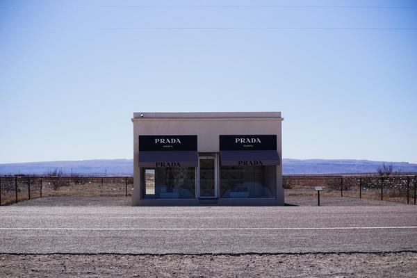articles/sud-texas/PradaMarfa/DSC04548.jpg
