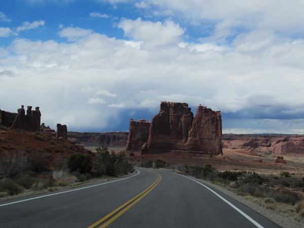 articles/utah-zion-brycecanyon-bestfriends/IMG_0618.jpg
