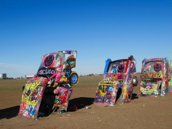 articles/whitesands-breakingbad-route66/CadillacRanch/IMG_9757.jpg